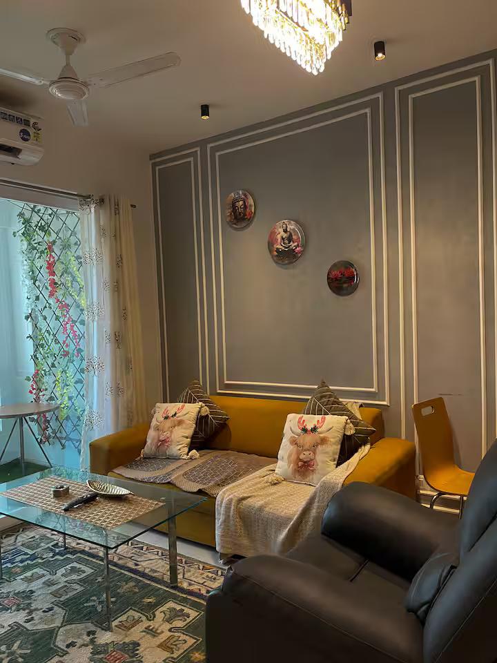 Florence By Mulberry Homestays  Premium 1BHK x Solis Nature