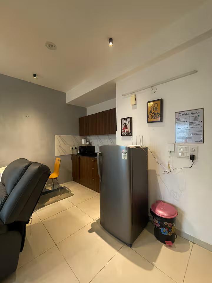 Florence By Mulberry Homestays  Premium 1BHK x Solis Nature