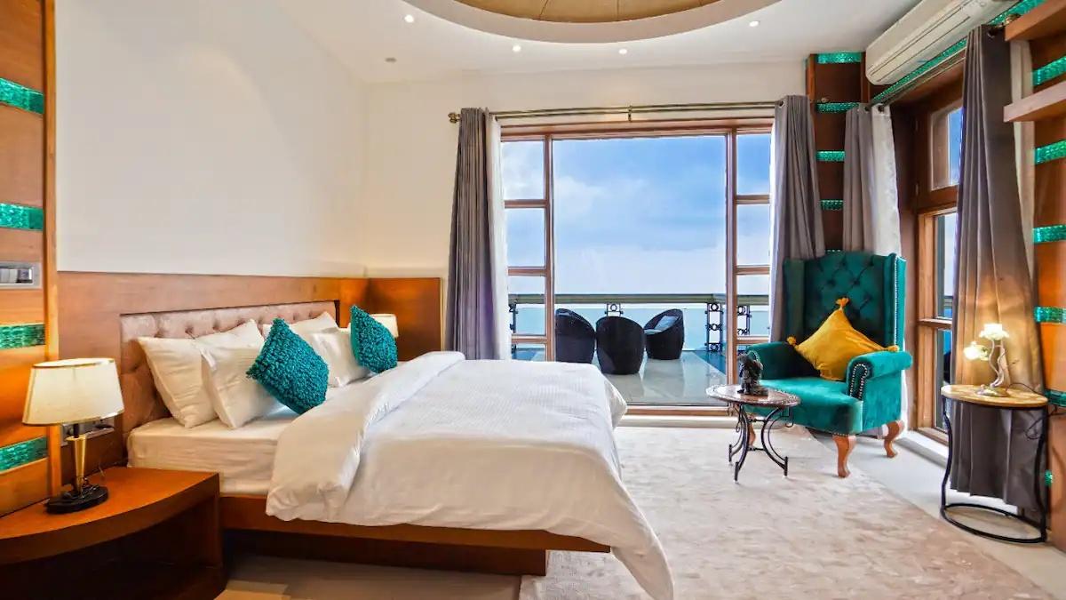 Horizon Villa x Solis Nature