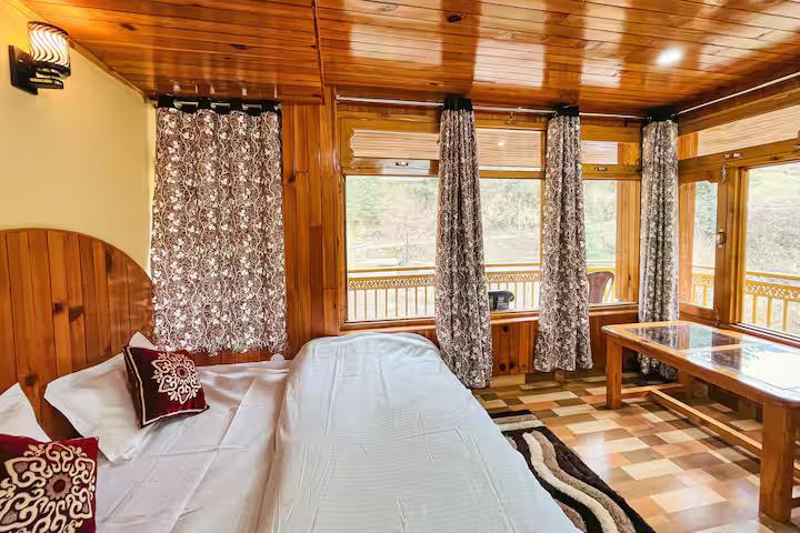 Spacious cottage in Jibhi near River x Solis Nature