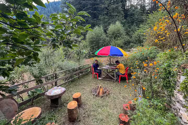 Spacious cottage in Jibhi near River x Solis Nature
