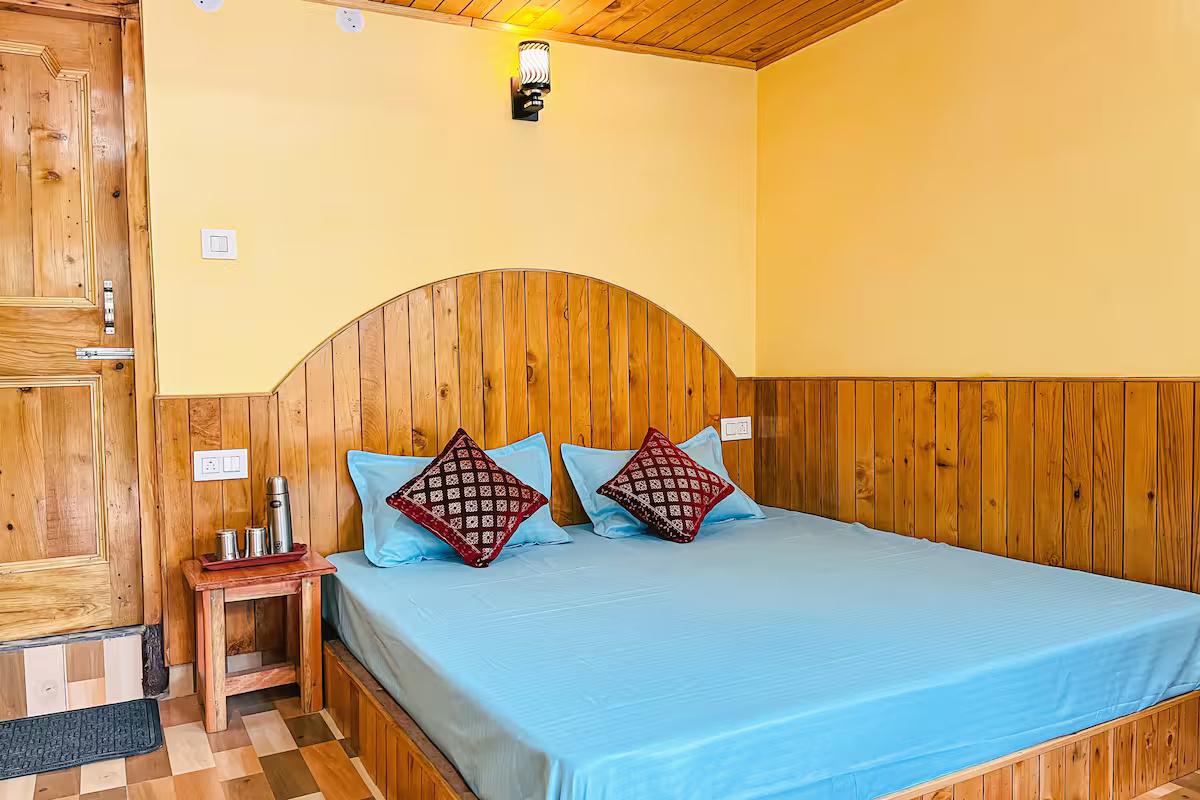 Spacious cottage in Jibhi near River x Solis Nature