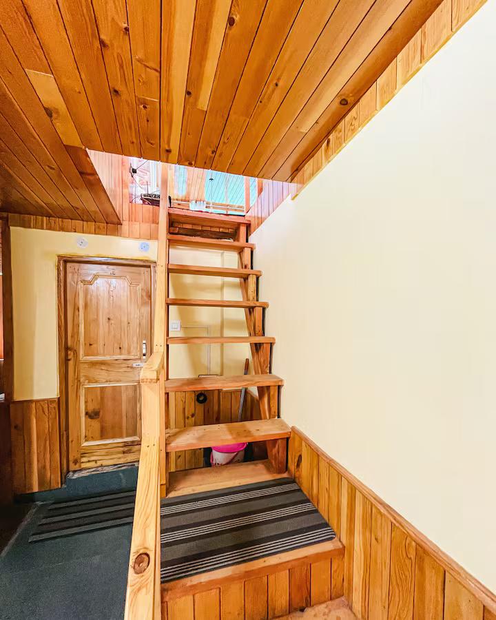 Spacious cottage in Jibhi near River x Solis Nature