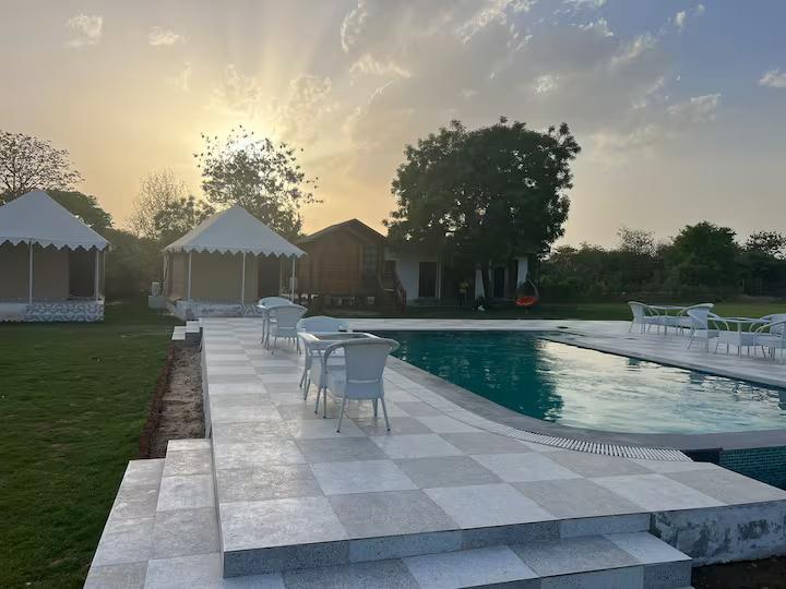 Wooden Cottage (NCR) x Solis Nature