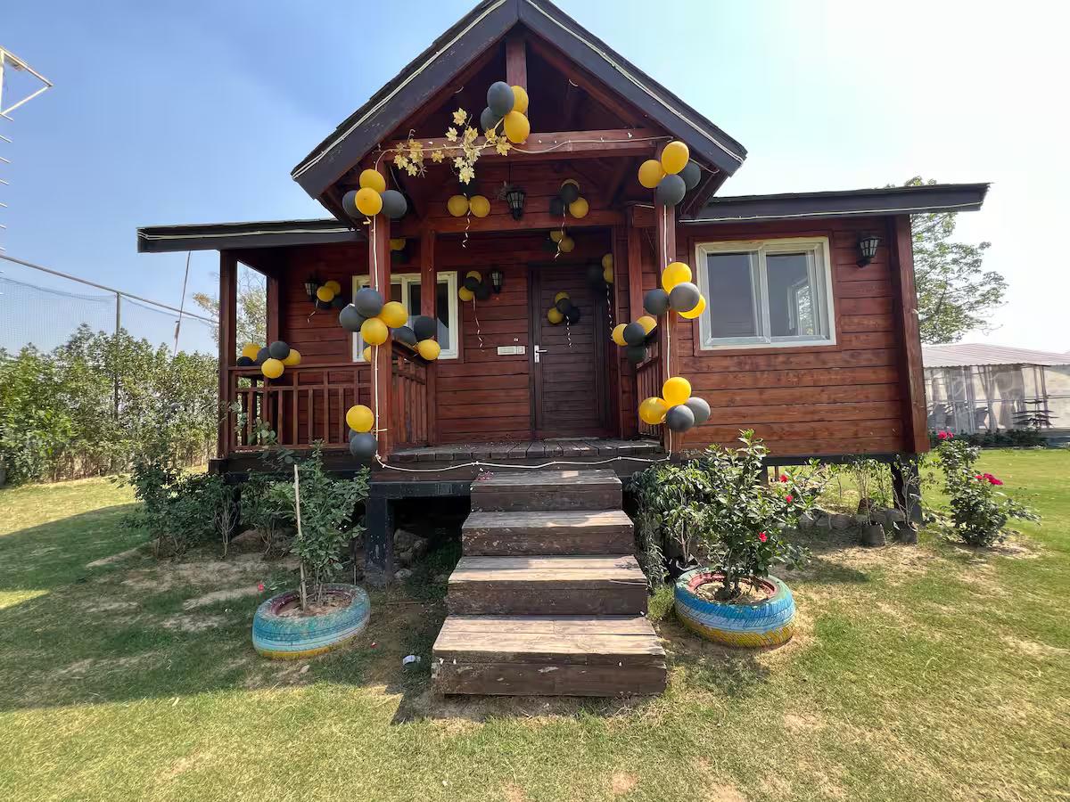Wooden Cottage - 2 Bedroom (NCR) x Solis Nature