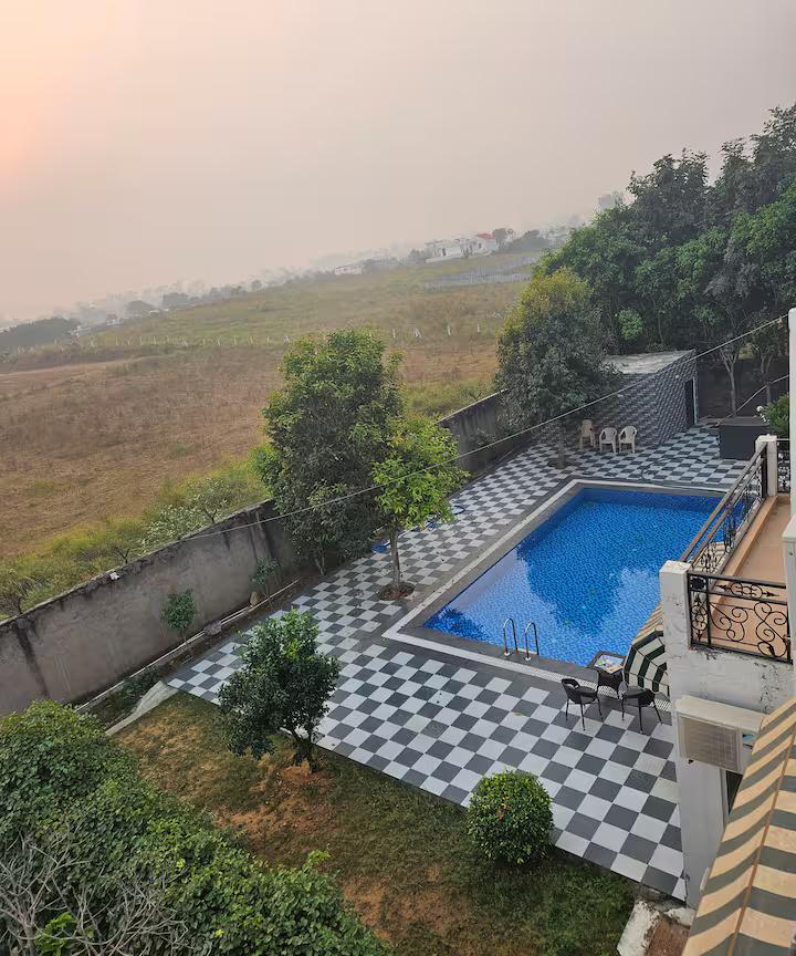 Ekant Farm (NCR) x Solis Nature