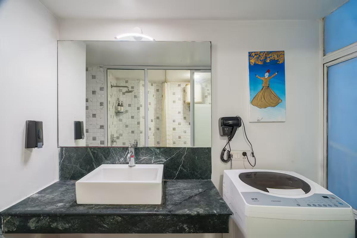 Stylish 800SQFT Luxury Apart with Theme Room in HKV (N x Solis Nature