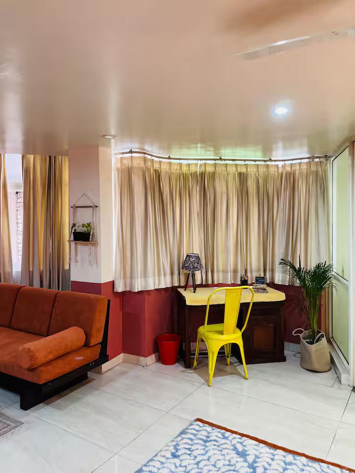 Stylish 800SQFT Luxury Apart with Theme Room in HKV (N x Solis Nature