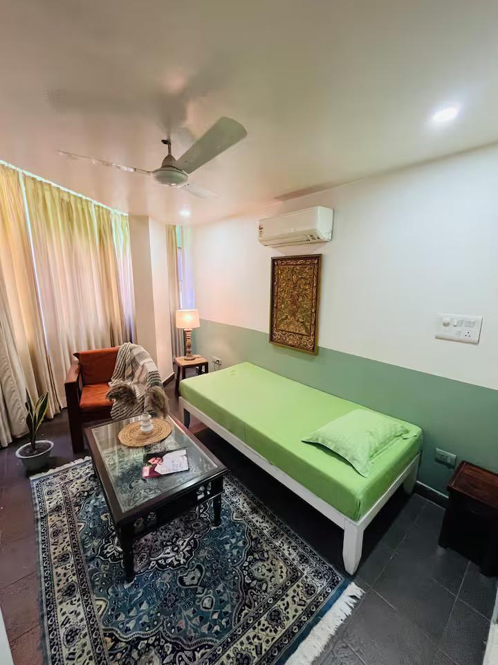 Stylish 800SQFT Luxury Apart with Theme Room in HKV (N x Solis Nature