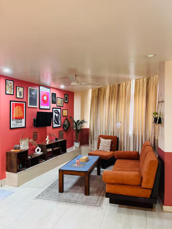 Stylish 800SQFT Luxury Apart with Theme Room in HKV (N x Solis Nature