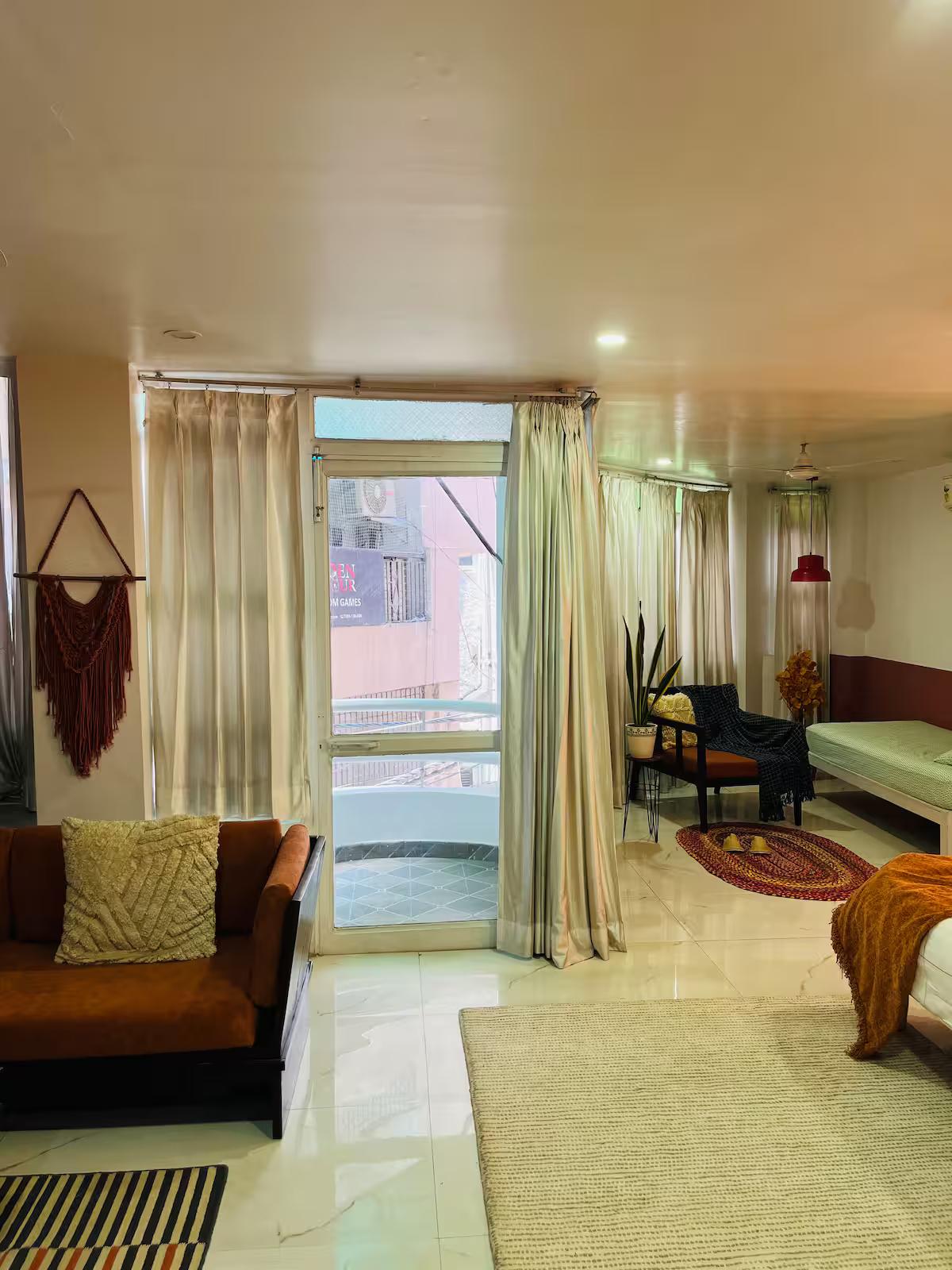 Luxury 800SQFT Apart w/ Balcony in HKV Aesthetic (NCR) x Solis Nature