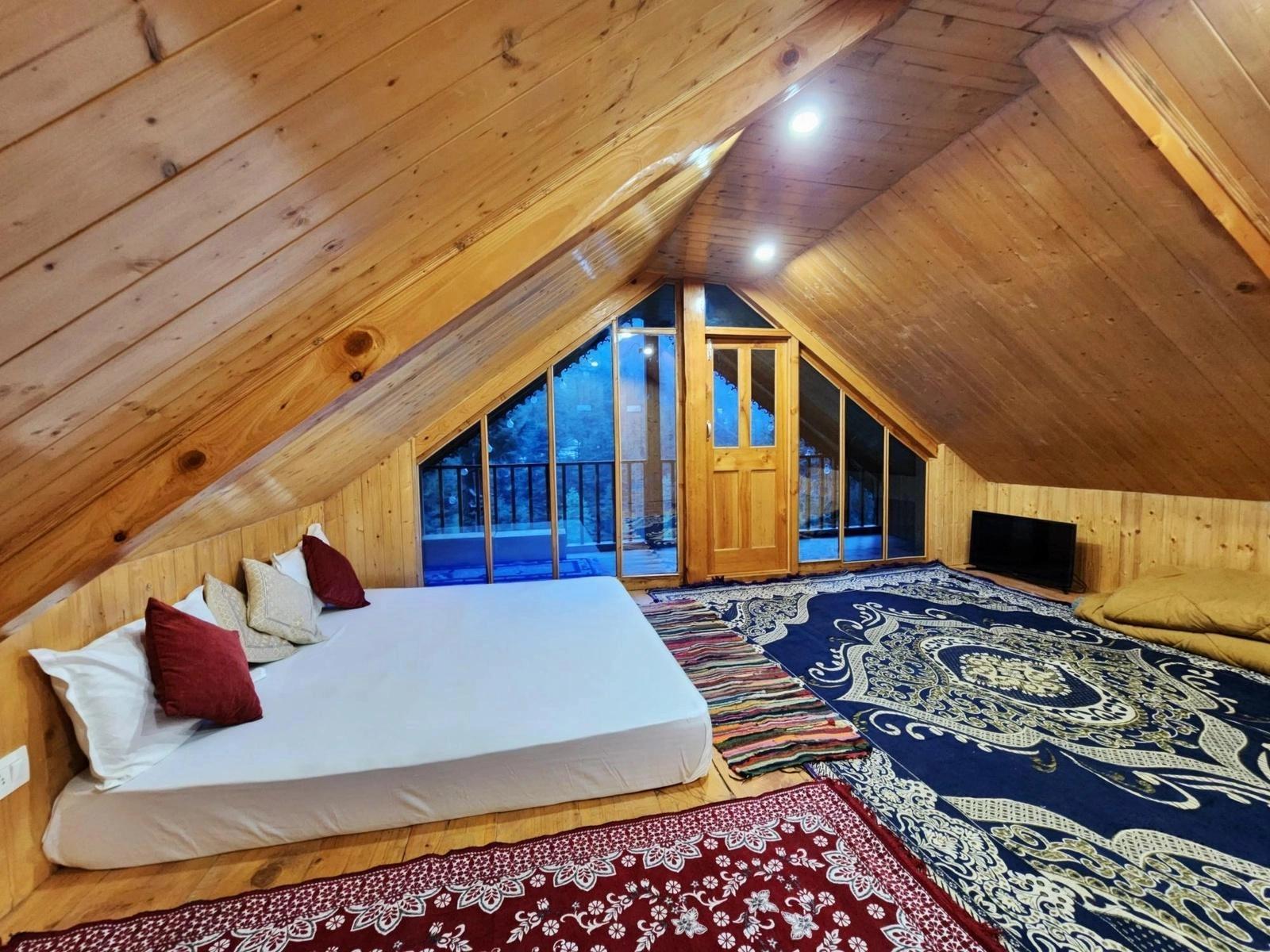 Jungle Trails Cottage x Solis Nature