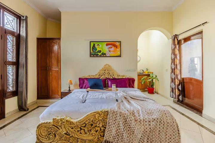 The jungle huts (NCR) x Solis Nature