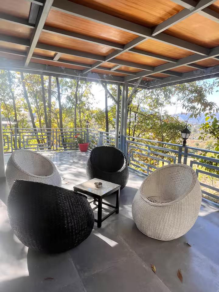 Manipuri oak stay in (A frame cabin) x Solis Nature