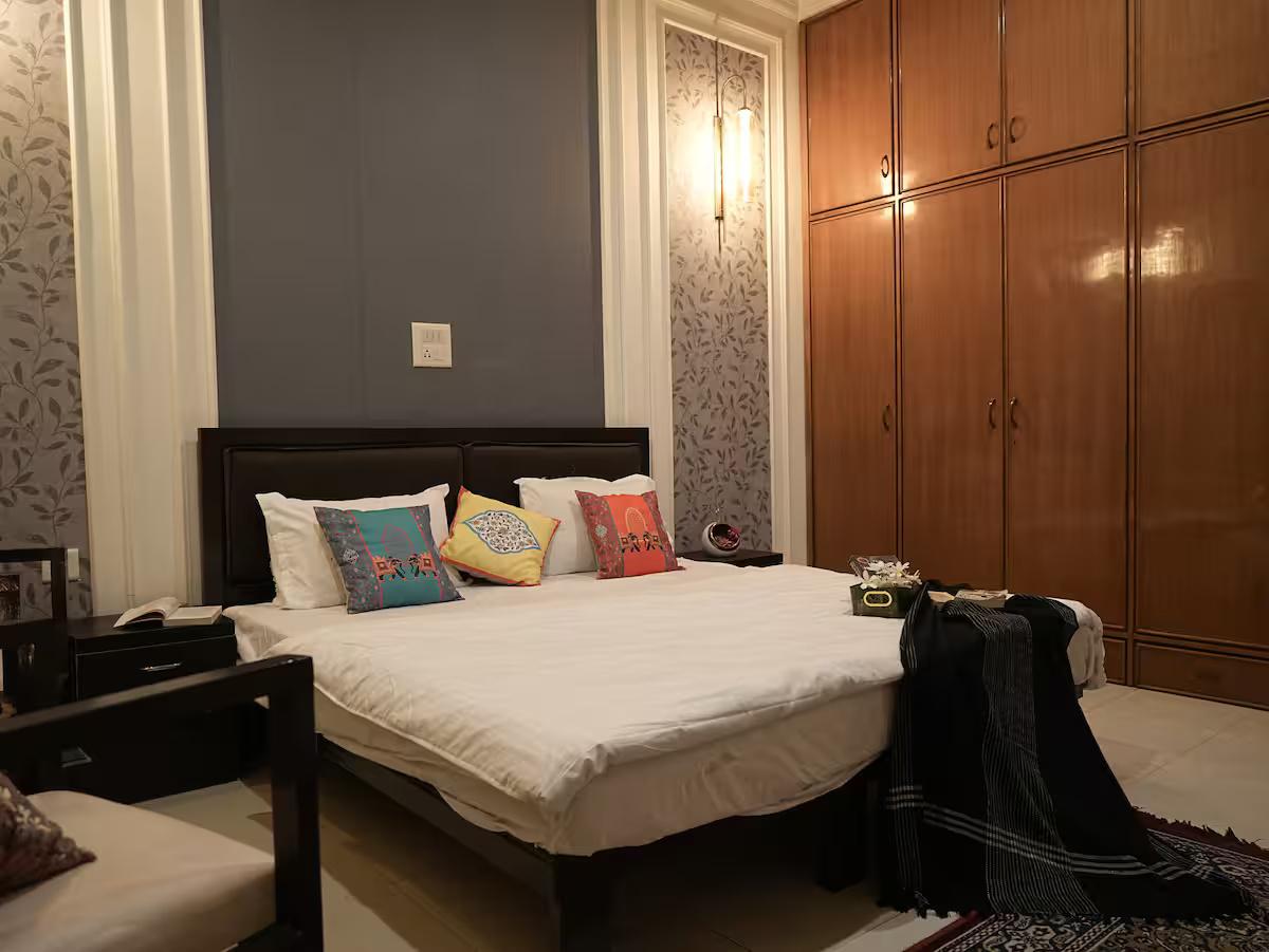 Paradise Island - A Luxurious BNB near Airport x Solis Nature