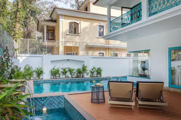 Ivory 5 BHK Private Pool Villa near Calangute x Solis Nature