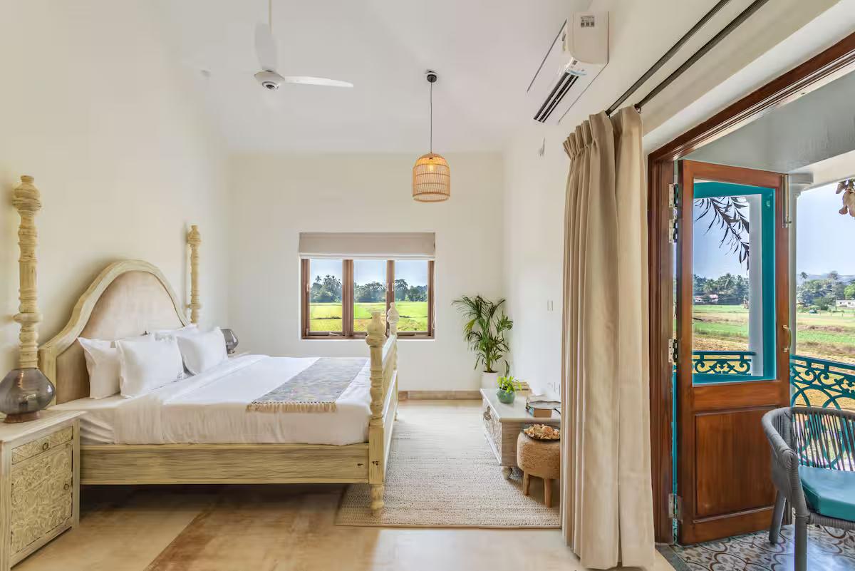 Ivory 5 BHK Private Pool Villa near Calangute x Solis Nature