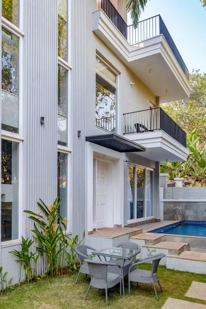 Breeze - 3 BHK Private Pool Villa - Anjuna x Solis Nature