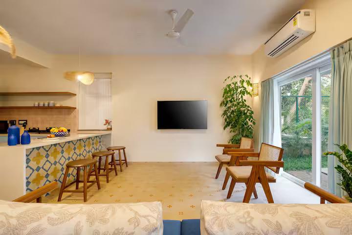 Ina - The Paddy Life - 4 BHK Private Pool Villa x Solis Nature