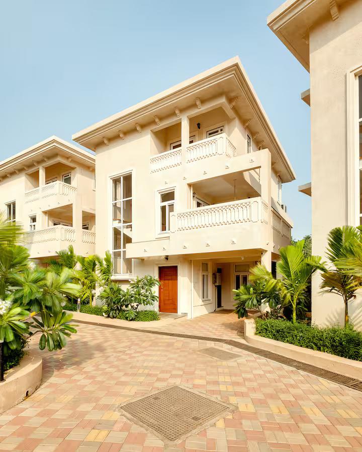 Ina - The Paddy Life - 4 BHK Private Pool Villa x Solis Nature