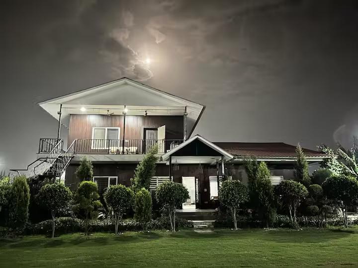 Khwaab Farmhouse for pool party, wedding, events (NCR) x Solis Nature
