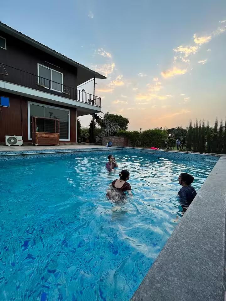 Khwaab Farmhouse for pool party, wedding, events (NCR) x Solis Nature