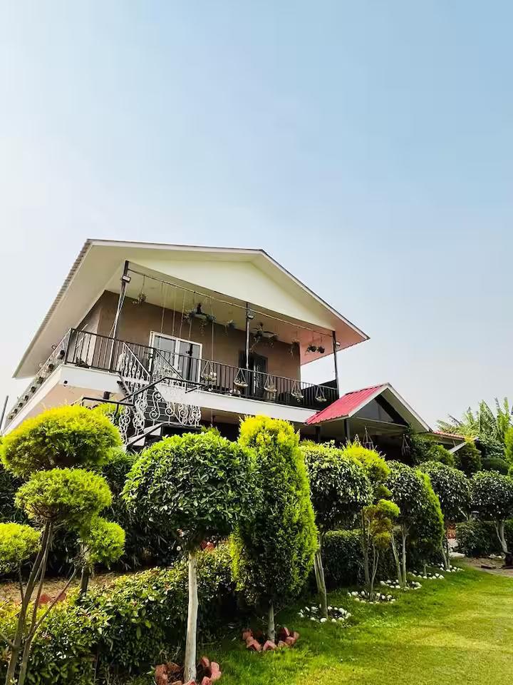 Khwaab Farmhouse for pool party, wedding, events (NCR) x Solis Nature