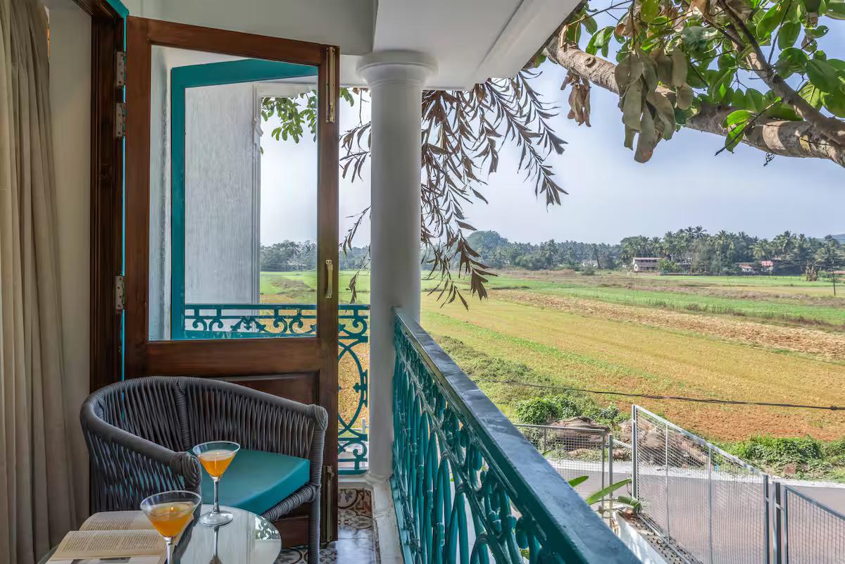 Amber 4 BR Private Pool Villa near Calangute x Solis Nature