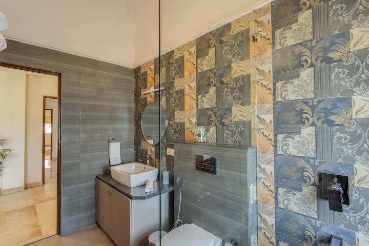 Amber 4 BR Private Pool Villa near Calangute x Solis Nature