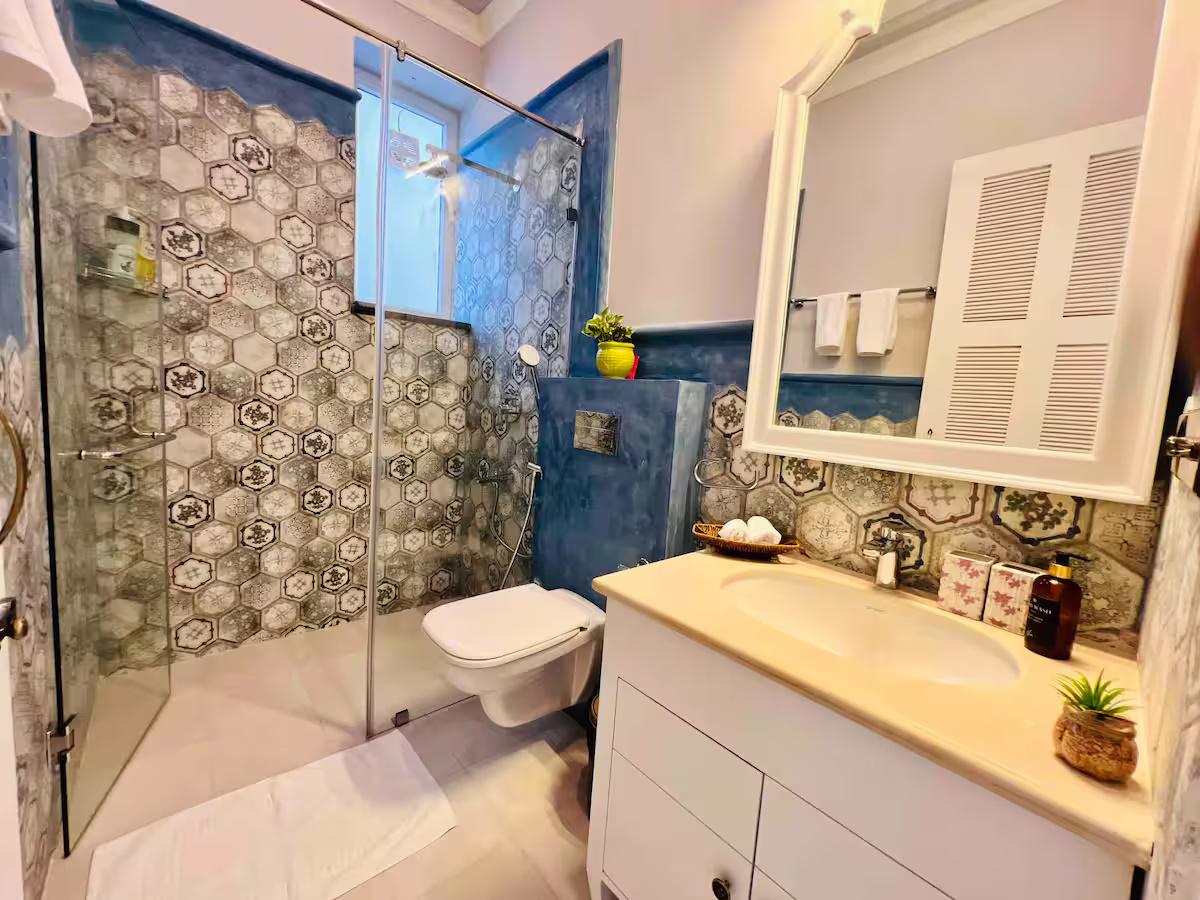 Amora - 4 BHK Private Pool Villa Near Calangute x Solis Nature