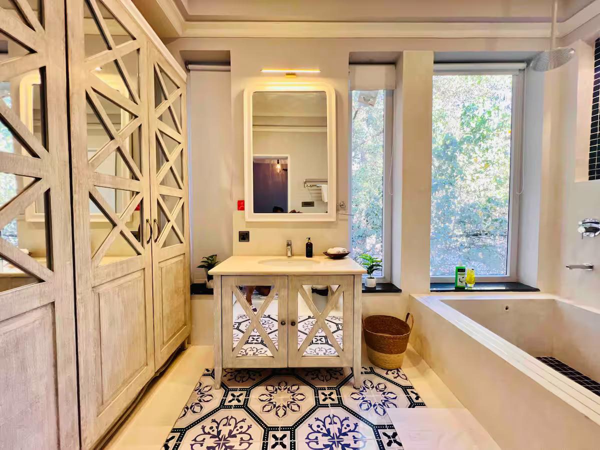 Amora - 4 BHK Private Pool Villa Near Calangute x Solis Nature