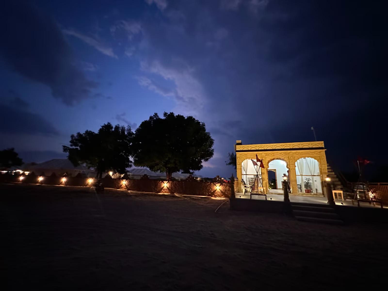 Sunny Desert Camp x Solis Nature