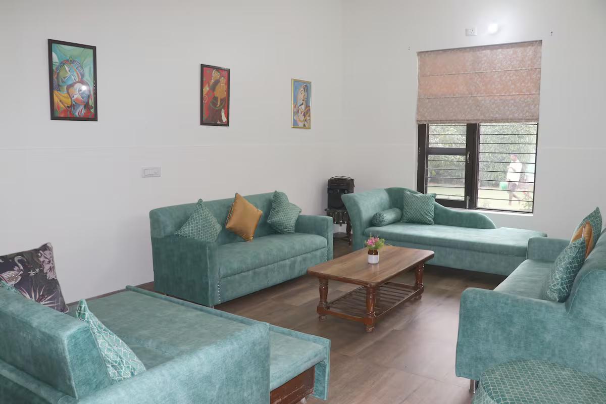 Luxury Farmhouse with Pool in the Aravalli Hills x Solis Nature