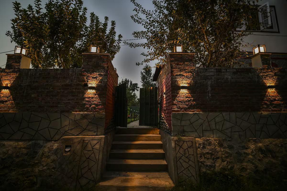 Aubiz Villa's Residential Suite x Solis Nature