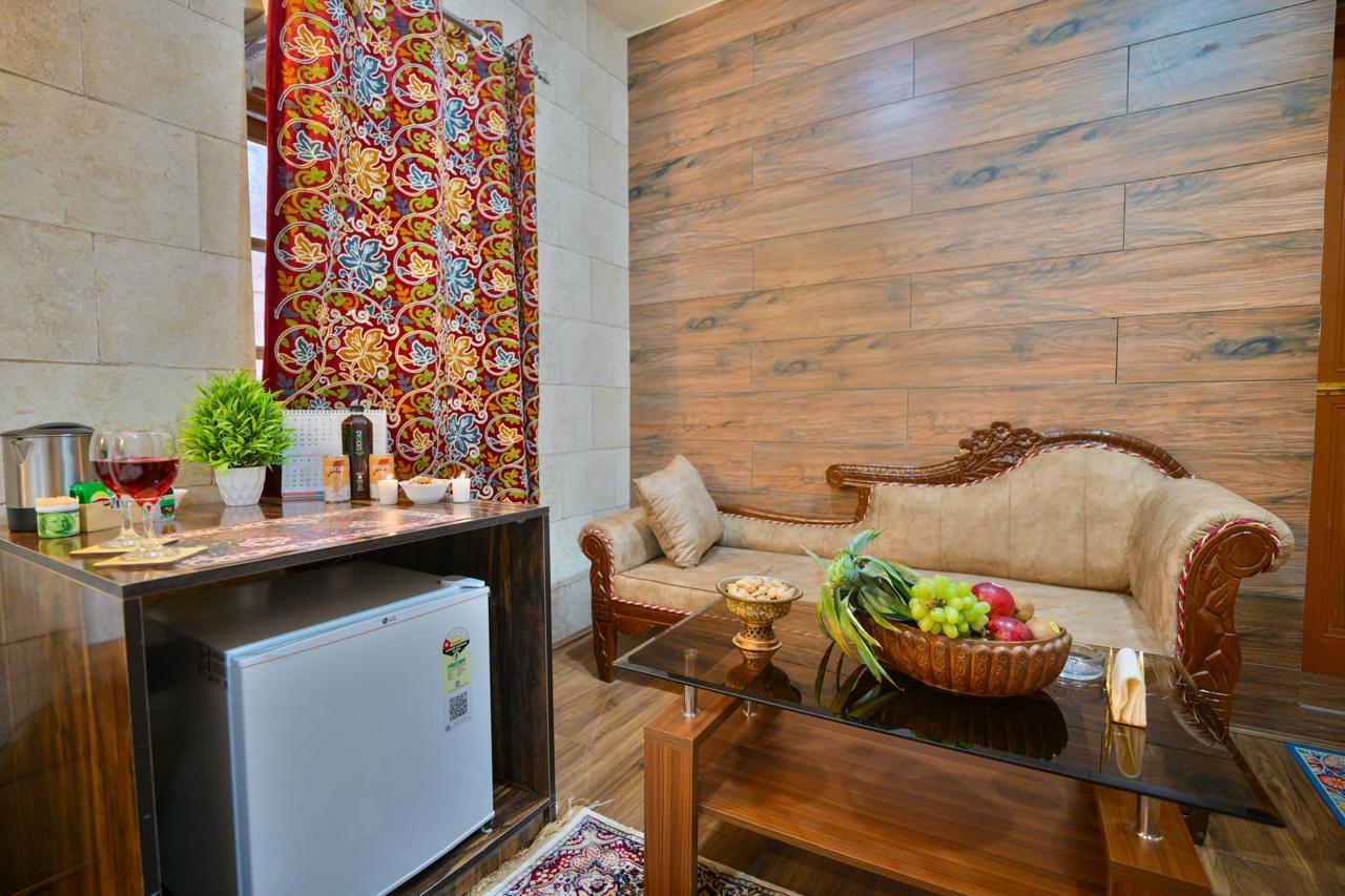 Aubiz Villa's Residential Suite x Solis Nature