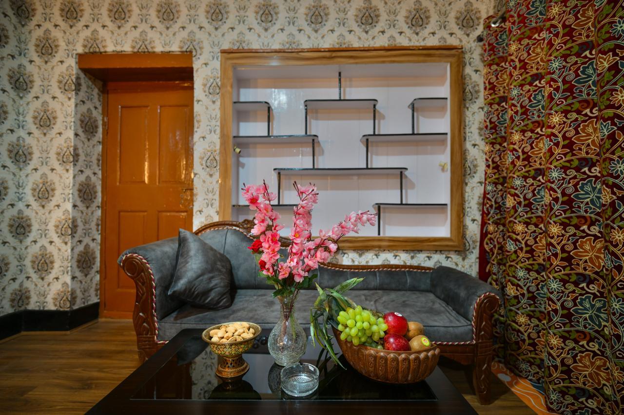 Aubiz Villa's Residential Suite x Solis Nature