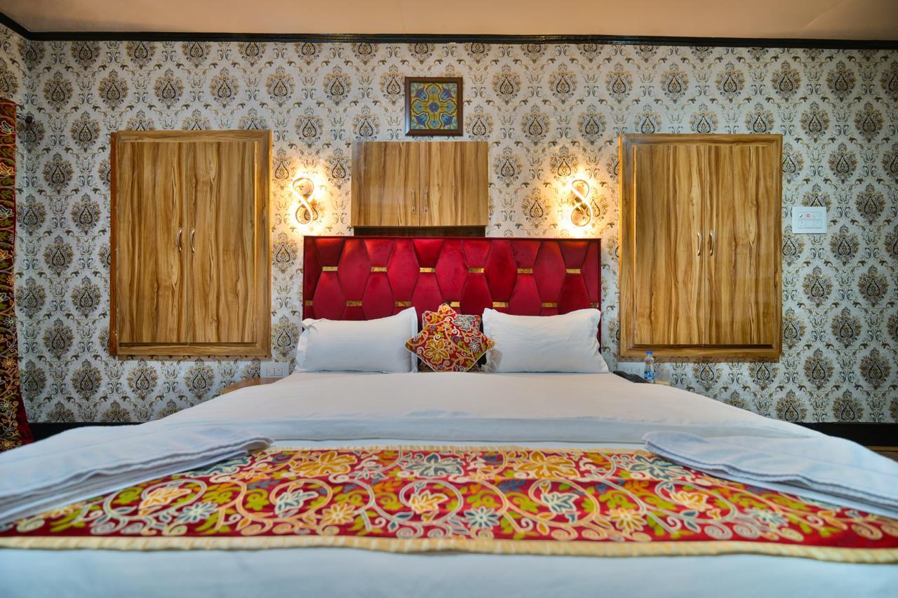 Aubiz Villa's Residential Suite x Solis Nature