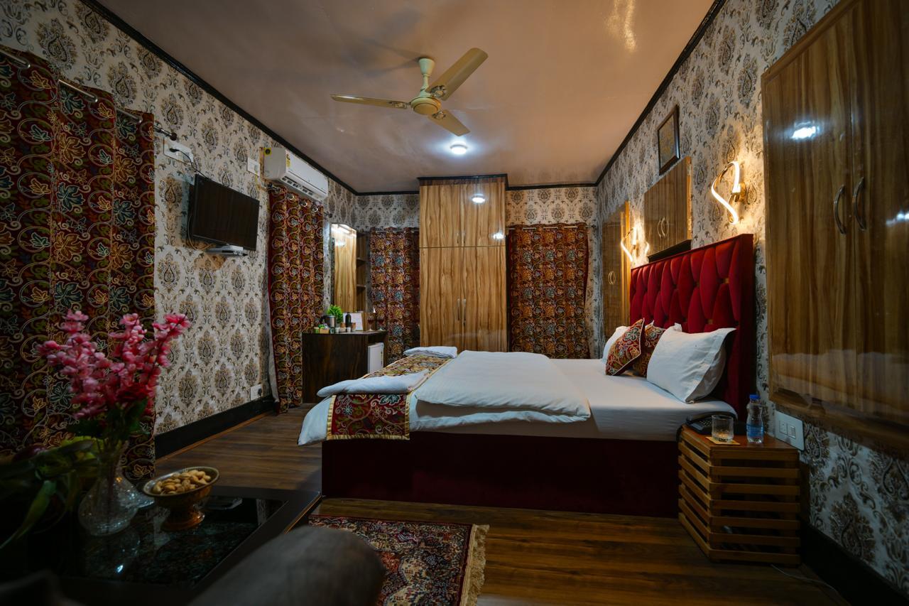 Aubiz Villa's Residential Suite x Solis Nature