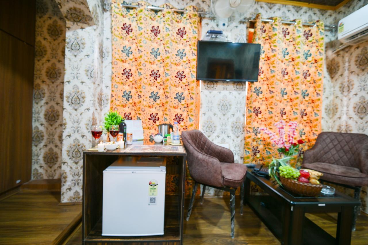 Aubiz Villa's Residential Suite x Solis Nature