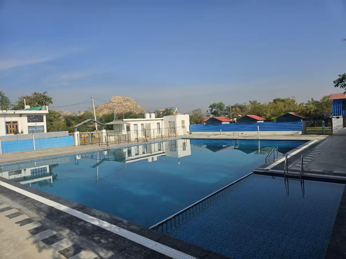 The Taj Cottage with Jacuzzi x Solis Nature