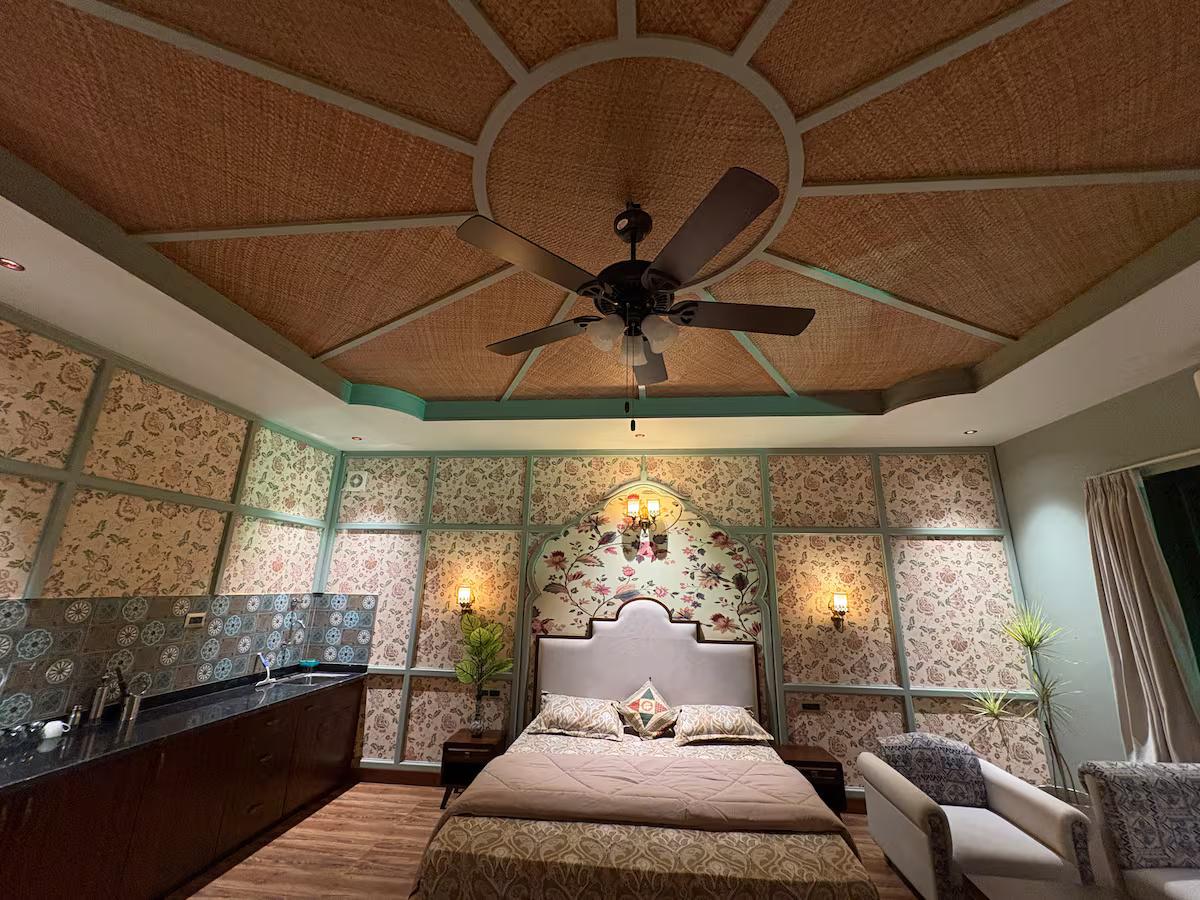 The Taj Cottage with Jacuzzi x Solis Nature