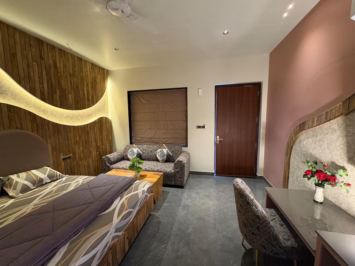 Wooden House Cottage x Solis Nature