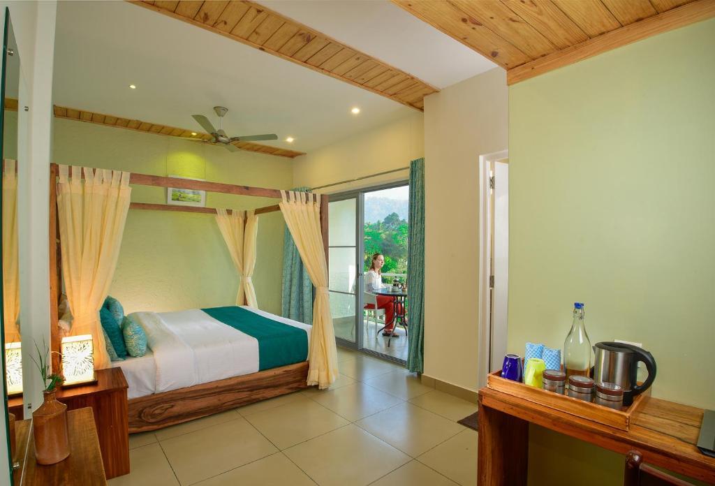 Mistletoe Homestay & Art Gallery Cafe x Solis Nature