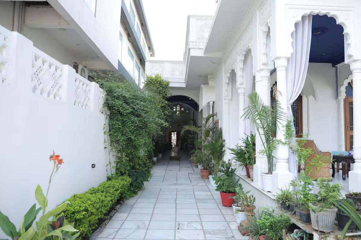 Otla Farmhouse Terrace Bungalow x Solis Nature