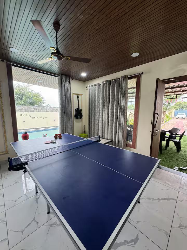 Enjoy pool at private villa in jaipur x Solis Nature