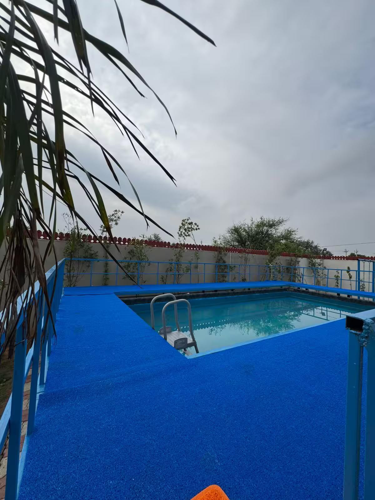 Farm with pool jacuzzi and bbQ grill x Solis Nature