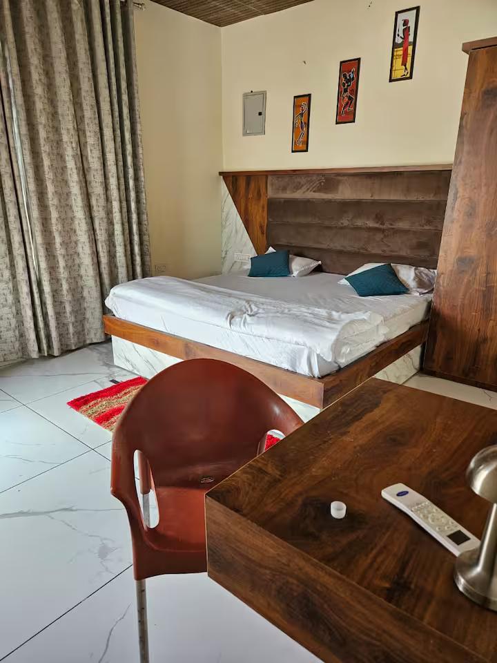 Farm with pool jacuzzi and bbQ grill x Solis Nature