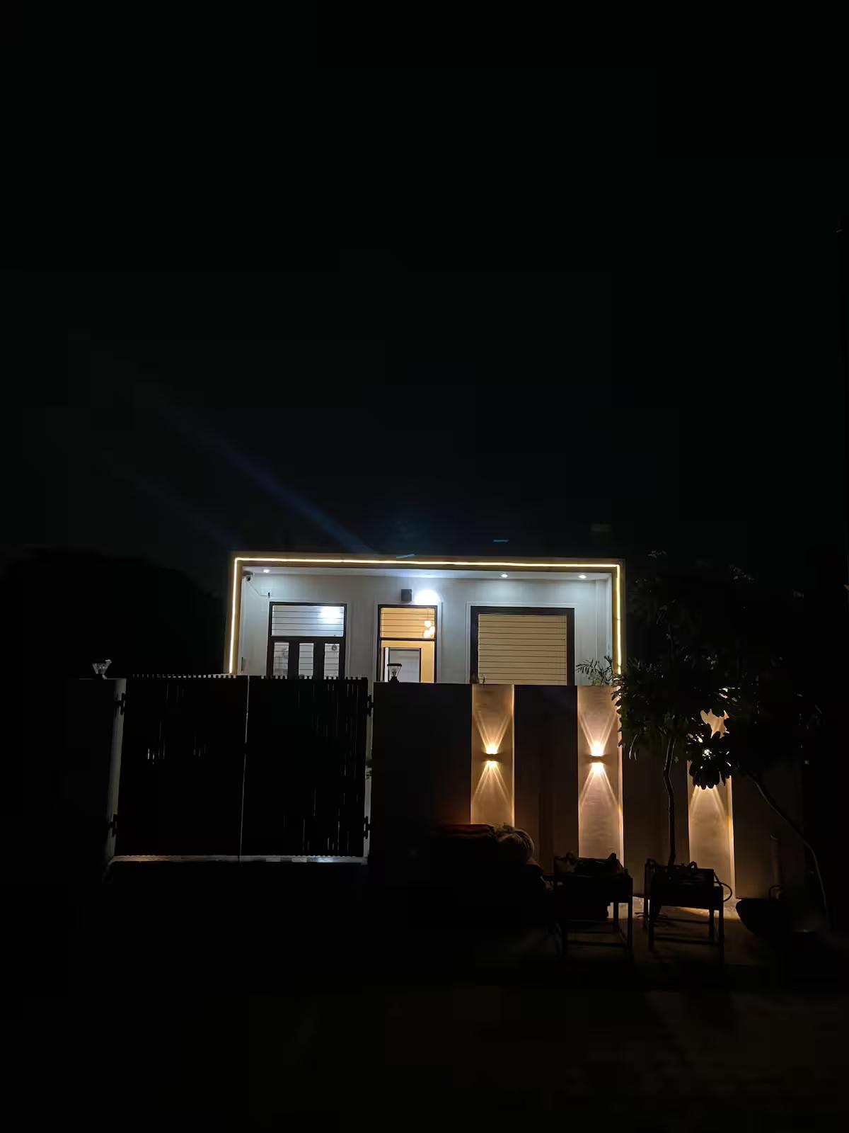 Peaceful Private Garden Villa : The Saanjh Escape x Solis Nature