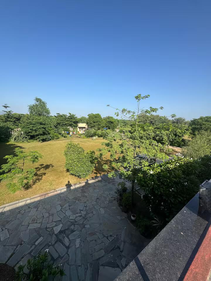 Madonna’s lil nest with 2bhk and pool big size x Solis Nature