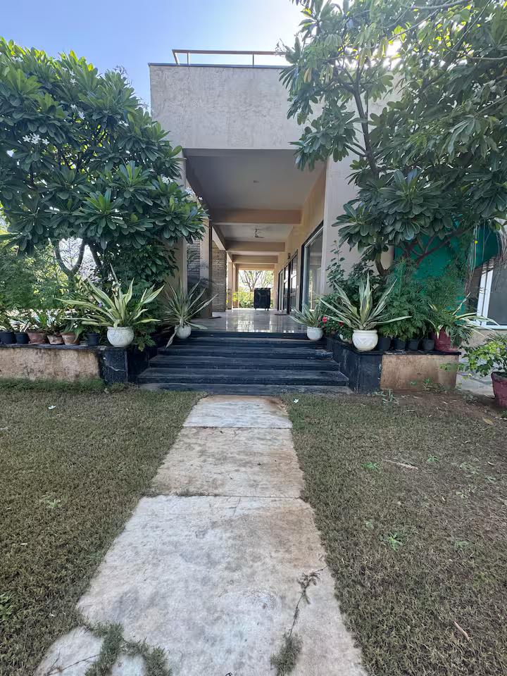 Madonna’s lil nest with 2bhk and pool big size x Solis Nature